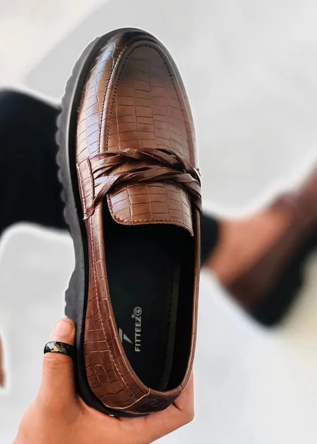 0037 LUXURIES IN CROCODILE - FT