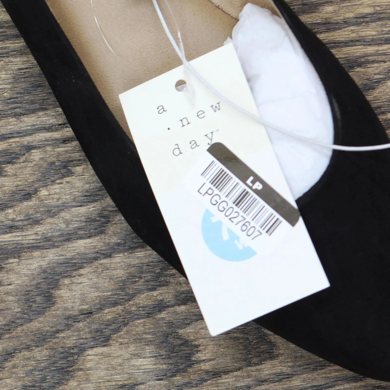 A New Day Corinna Wide Width Ballet Flats with Memory Foam Insole Black 7.5W