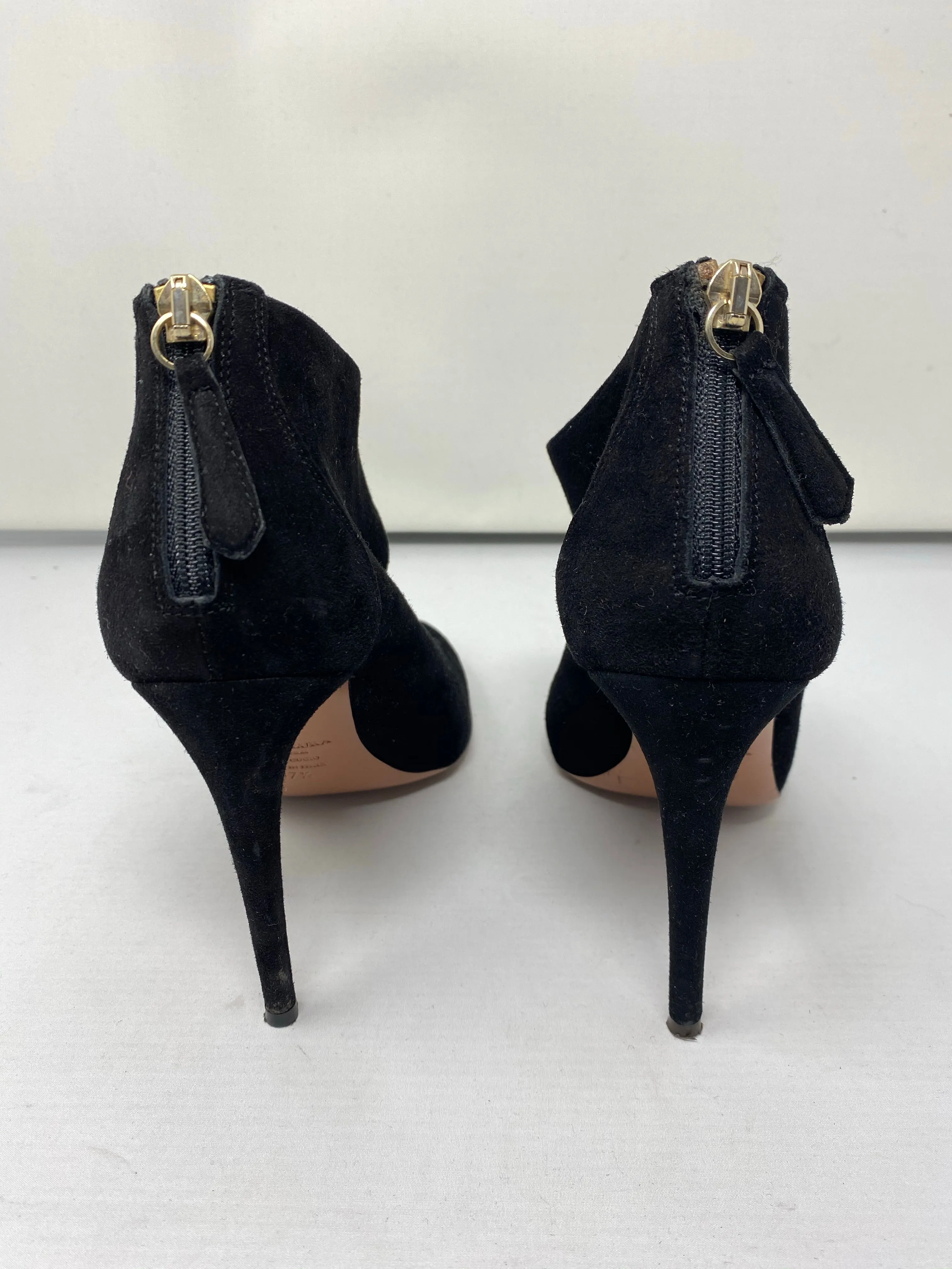 Aquazzura Black Black Suede Closed toe Scalloped Back Zip Heel