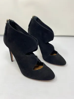 Aquazzura Black Black Suede Closed toe Scalloped Back Zip Heel