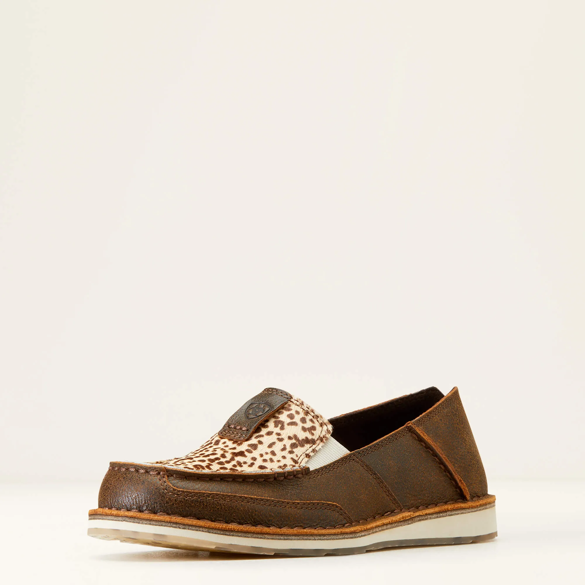 ARIAT WOMEN'S 10046978 Cruiser VINTAGE BOMBER/ CHEETAH HAIR ON