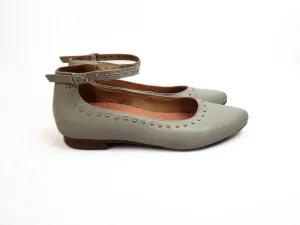 Bared grey leather shoes with ankle strap size 39