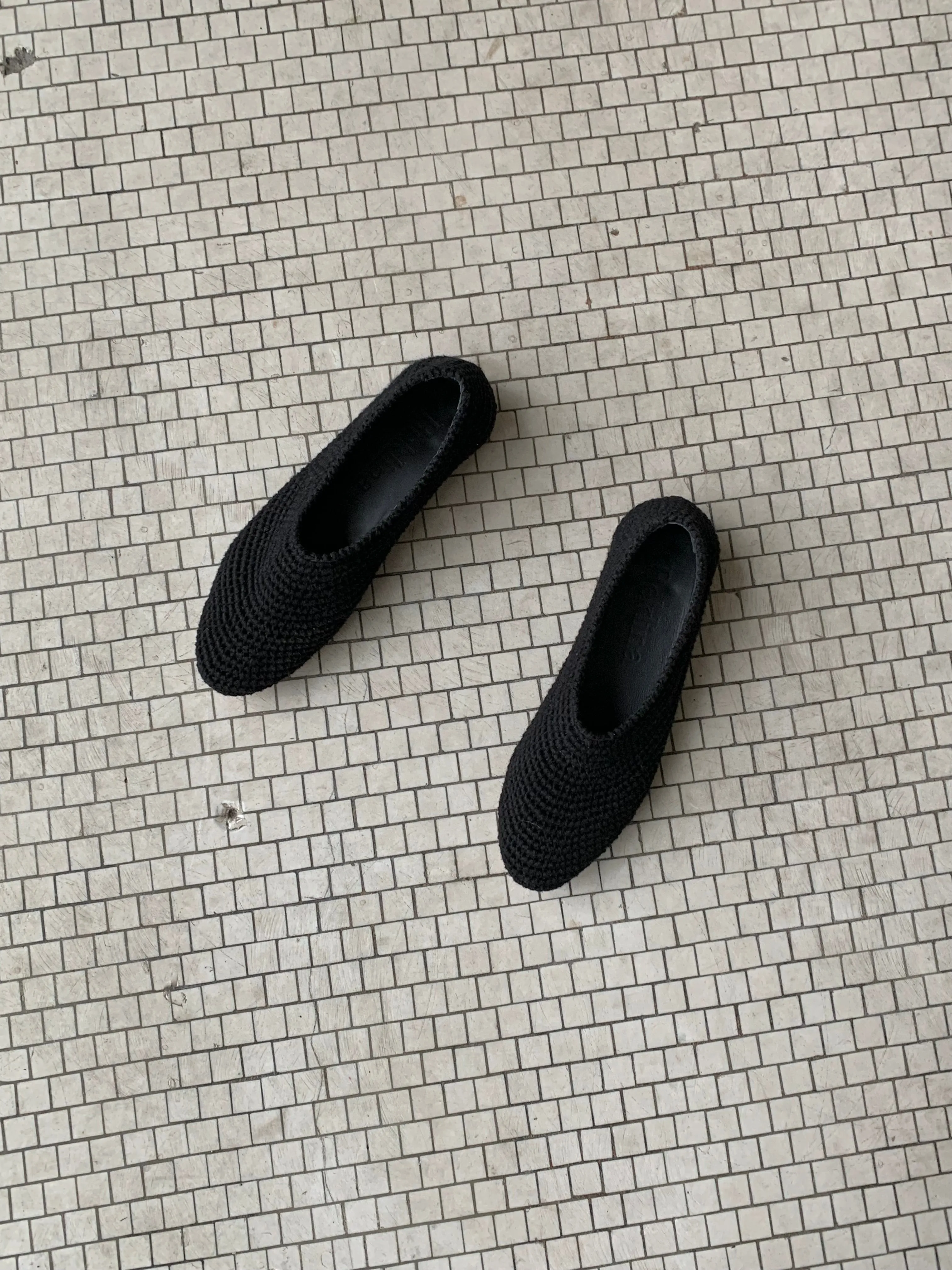 Beklina black flats
