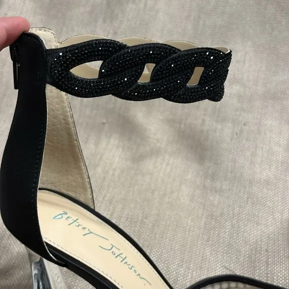 Betsey Johnson SB Jad Fishnet Evening Pump