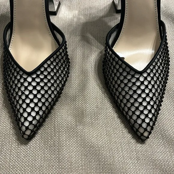 Betsey Johnson SB Jad Fishnet Evening Pump