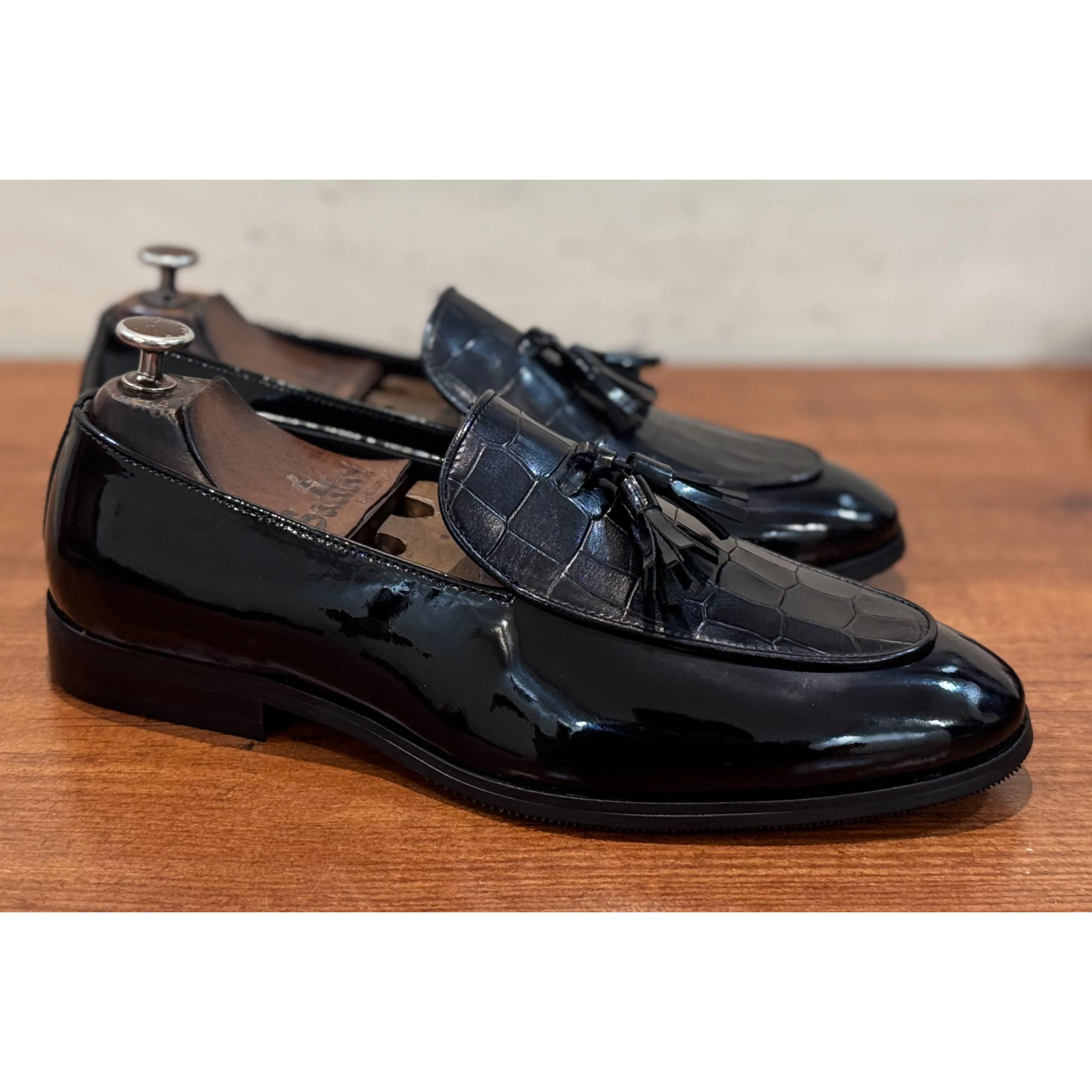 Black Patent Loafers Croco With Tassels