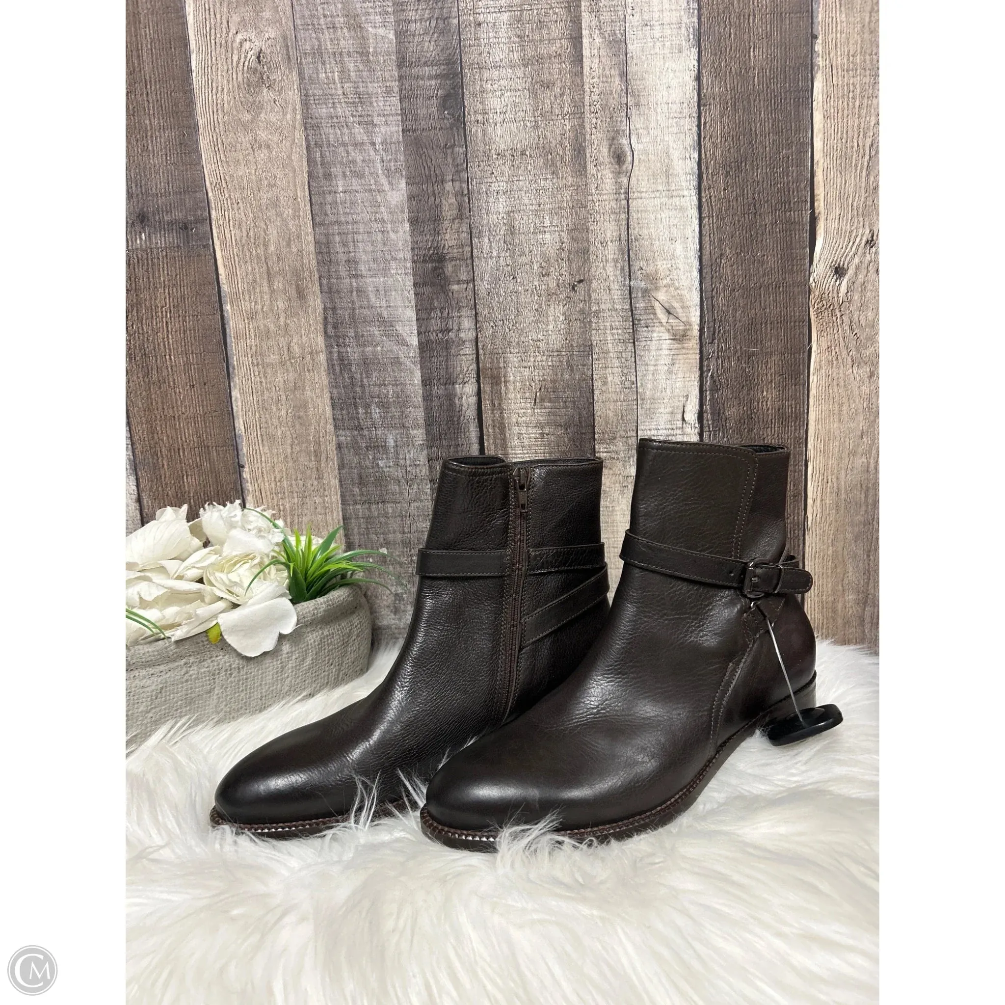 Boots Ankle Flats By Cme In Brown, Size: 7.5