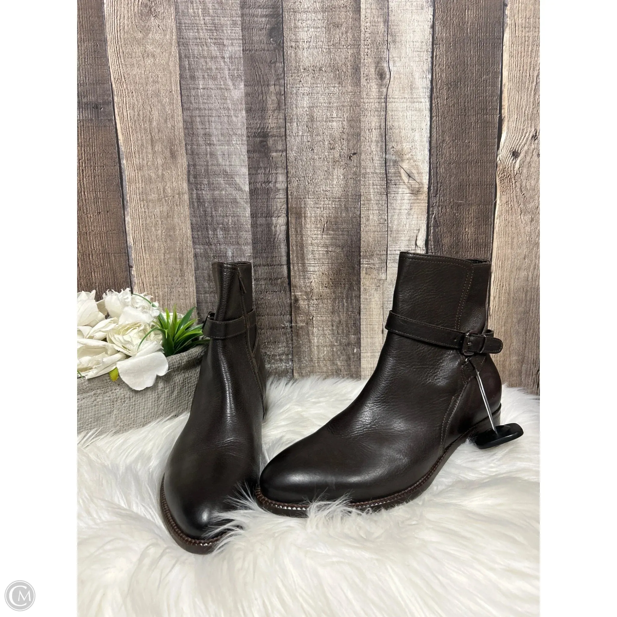 Boots Ankle Flats By Cme In Brown, Size: 7.5