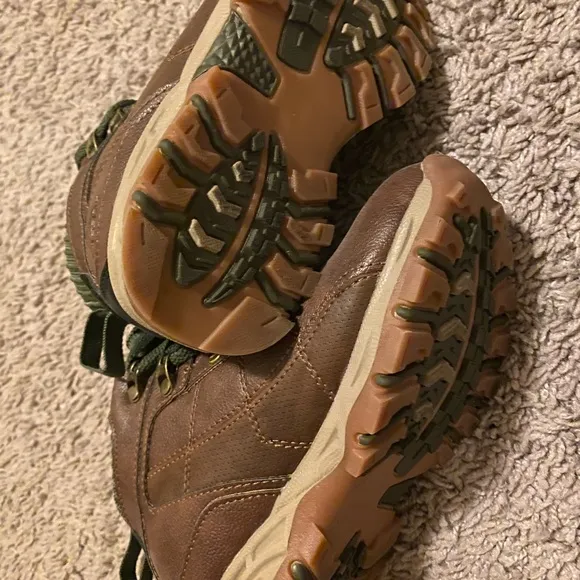 Boy Toddler Shoes Brown With Green Lace RBX US size 13