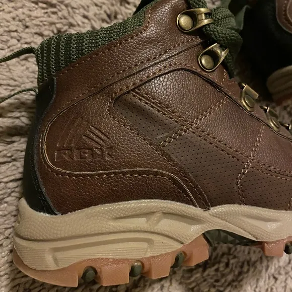 Boy Toddler Shoes Brown With Green Lace RBX US size 13