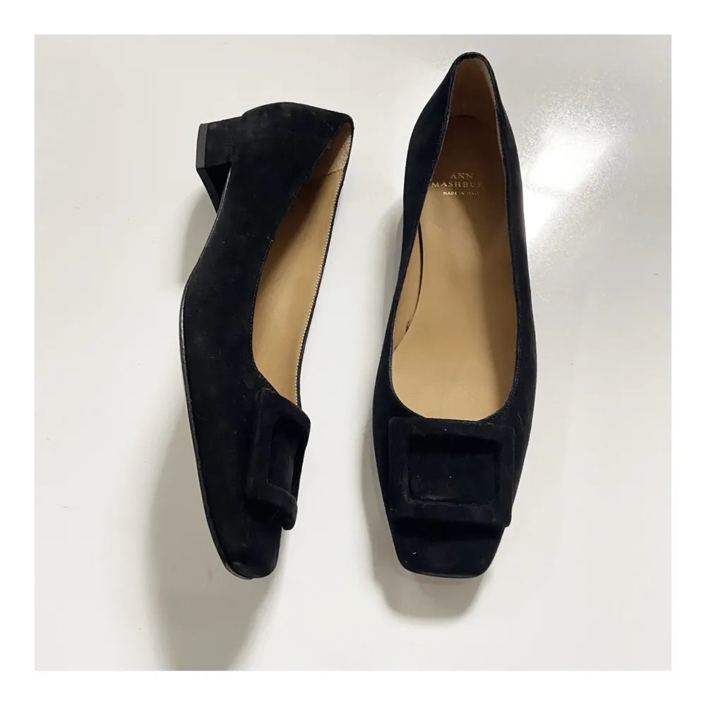 BUCKLE SHOE