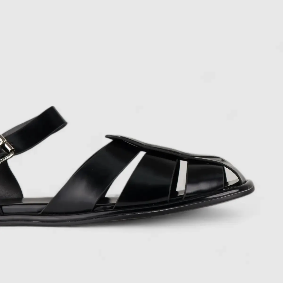 Bulbul Flat Sandal Black Car5006