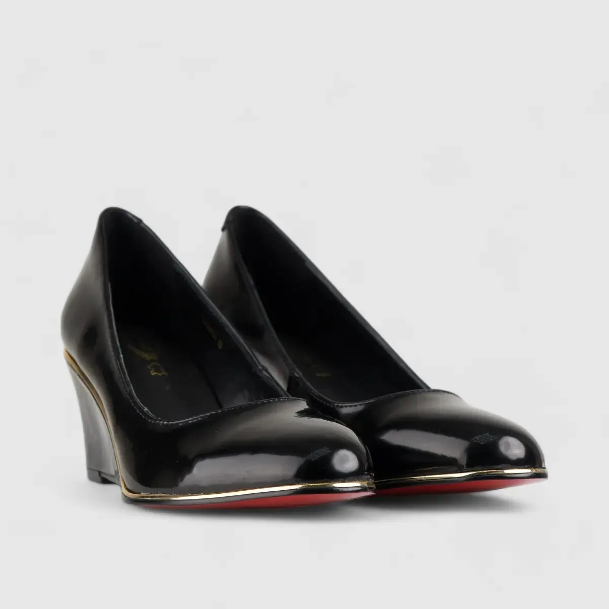 Bulbul Leather Wedge Black LAR6003