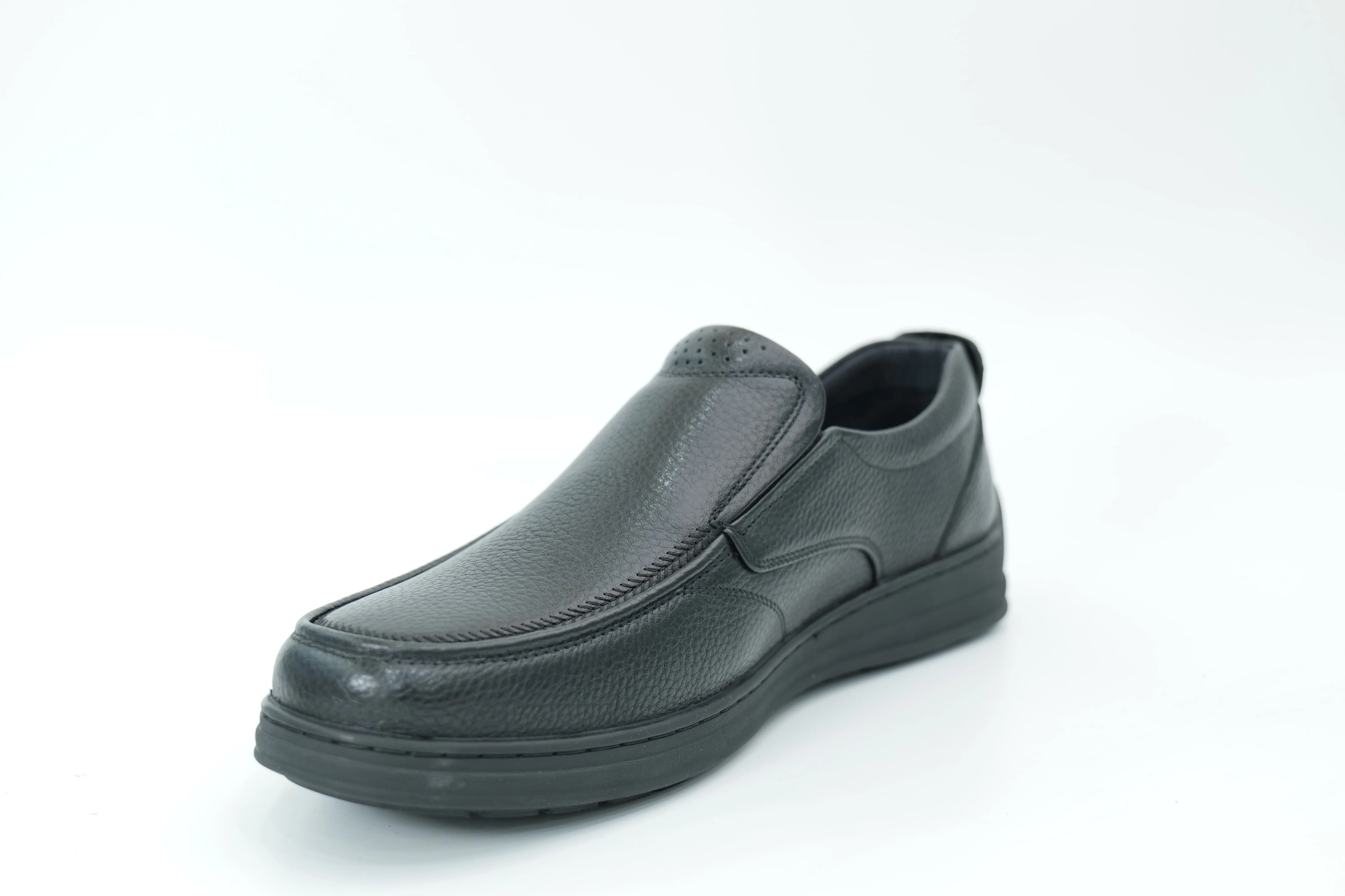 Casual shoes