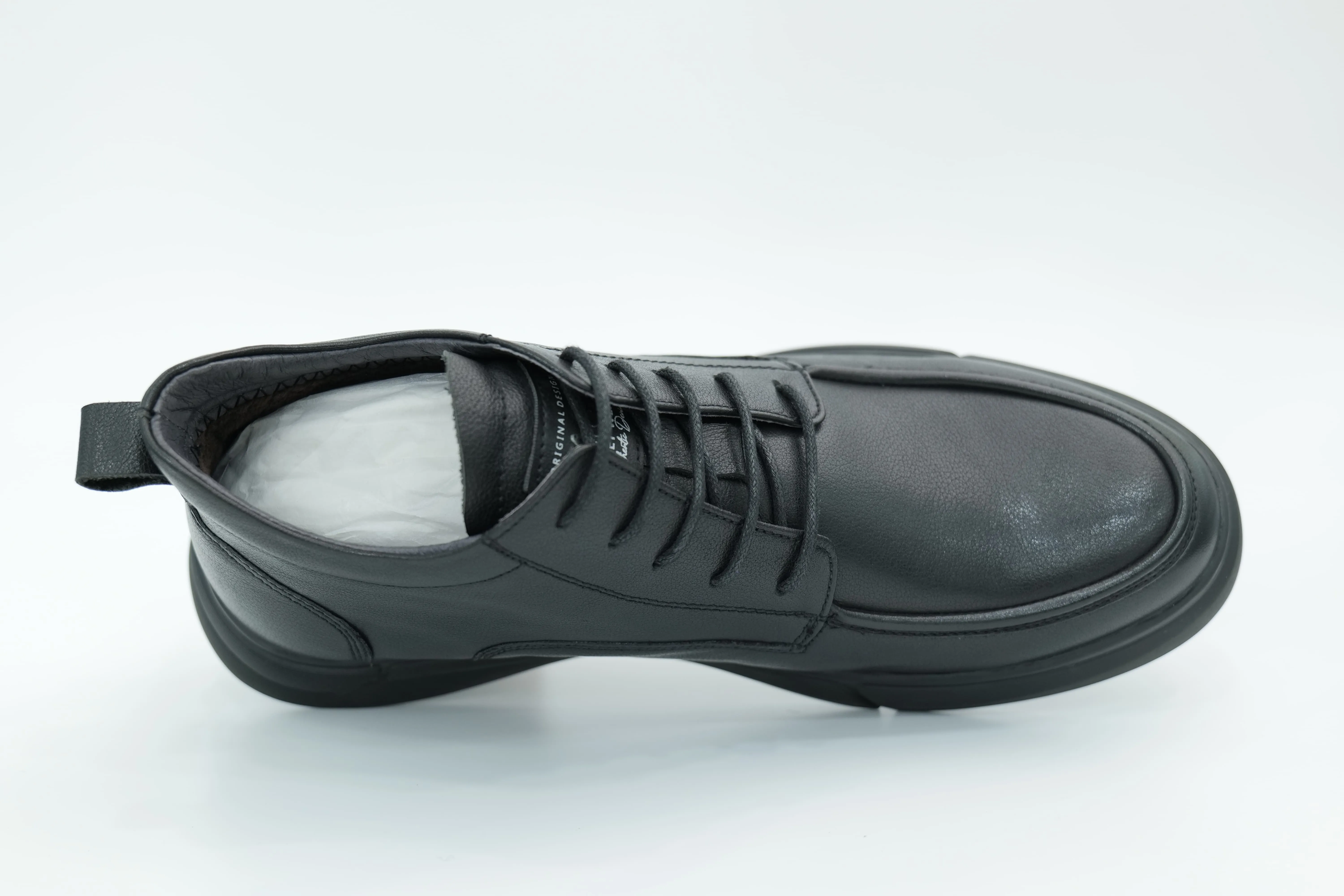 Casual shoes