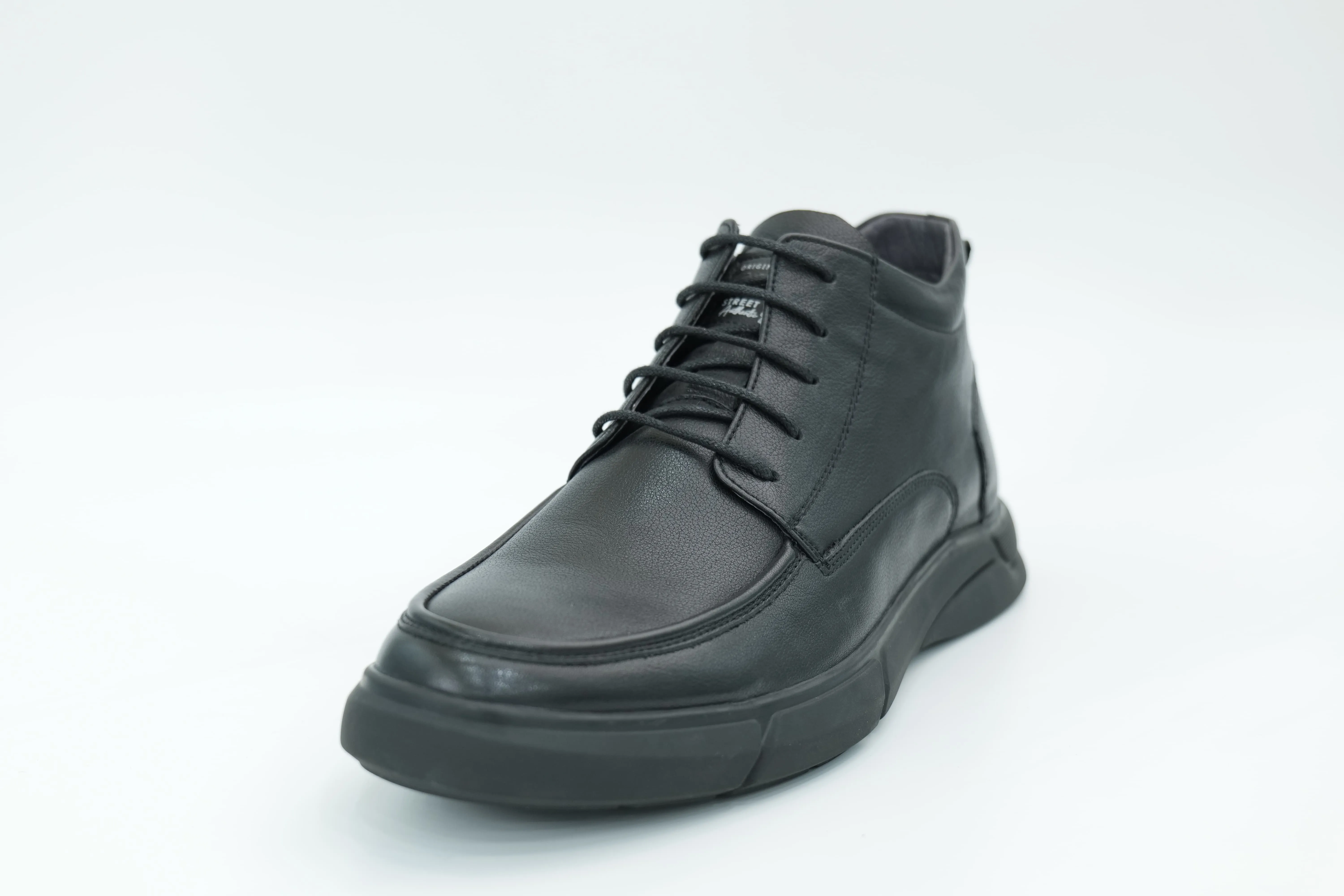 Casual shoes