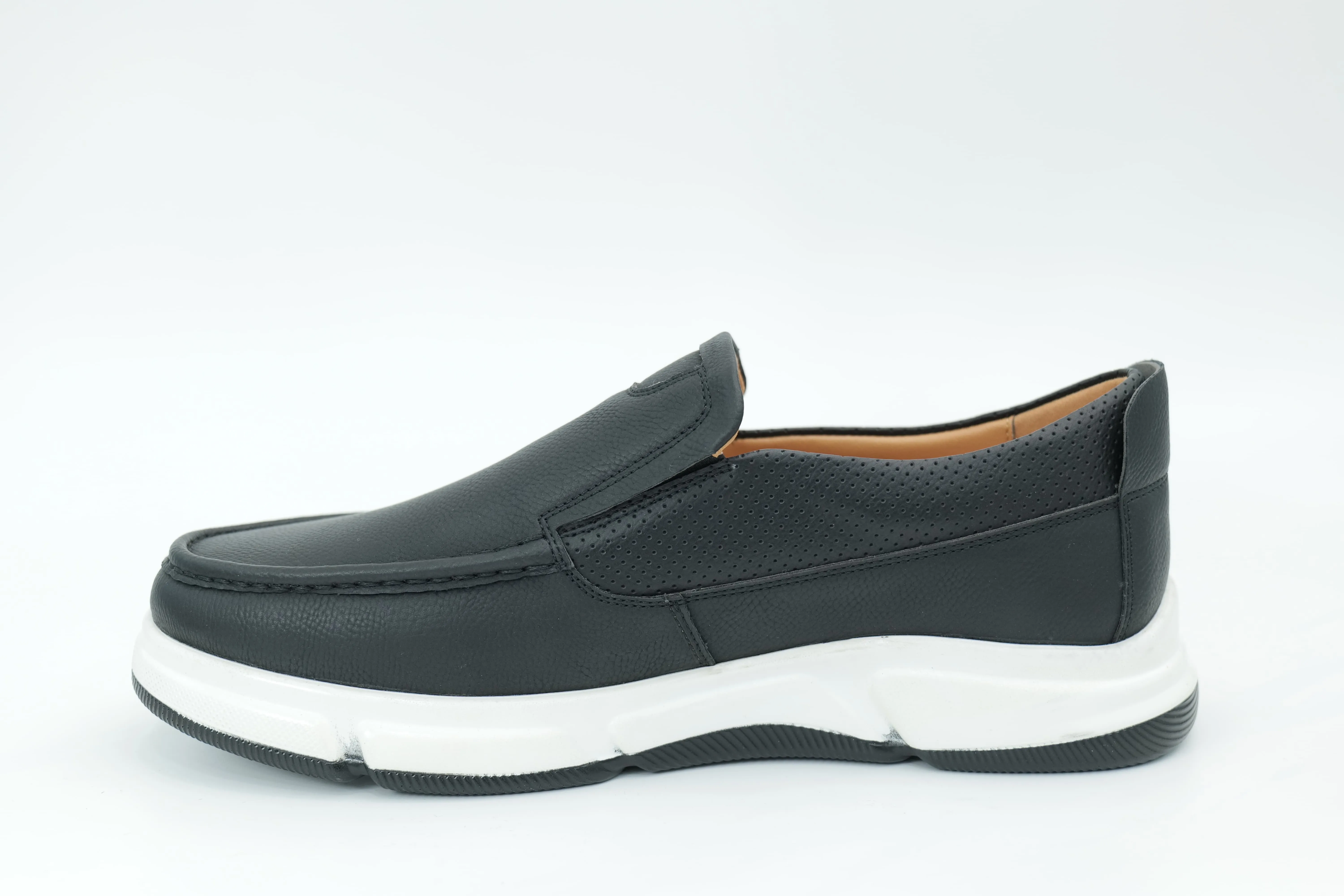 Casual shoes