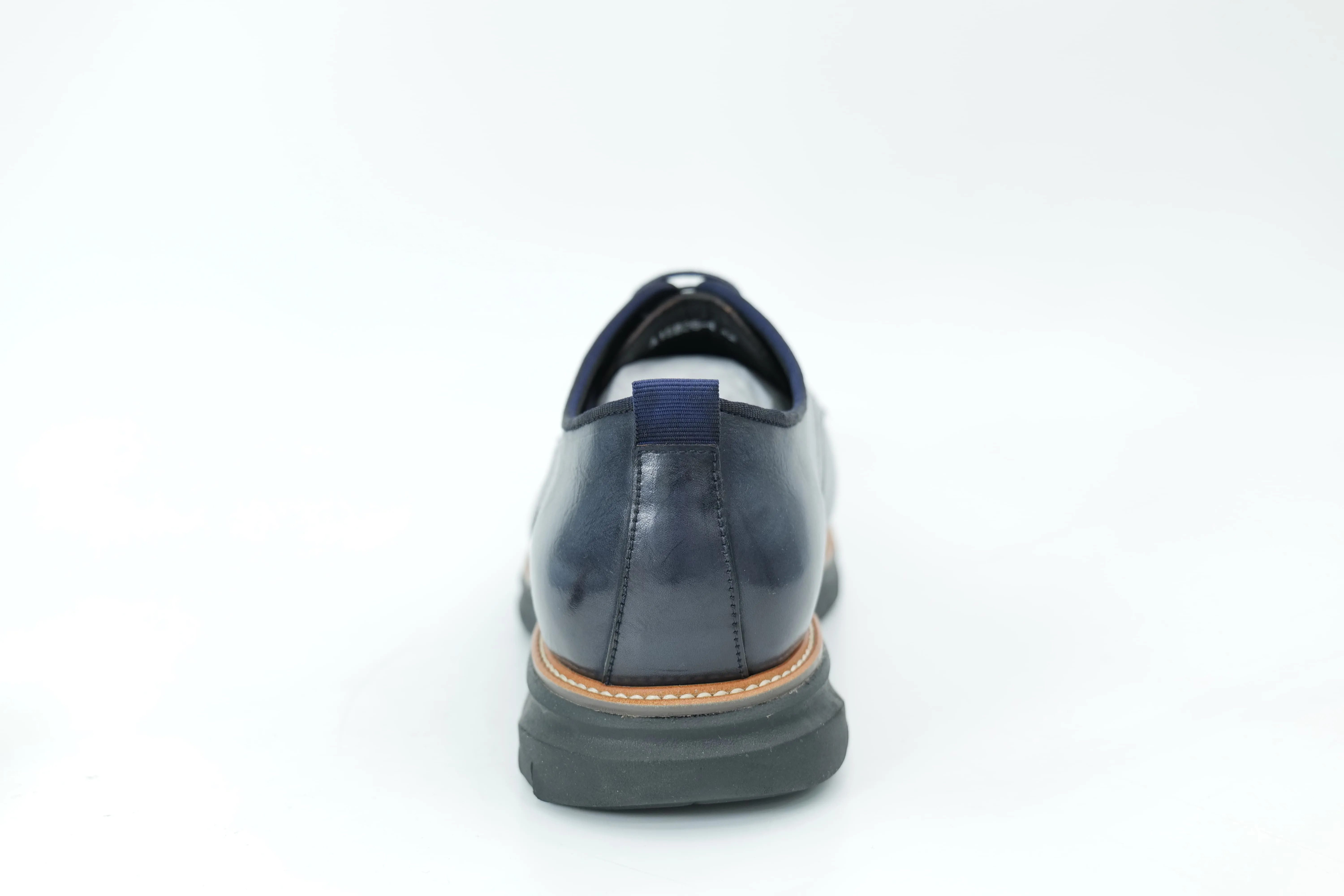 Casual shoes