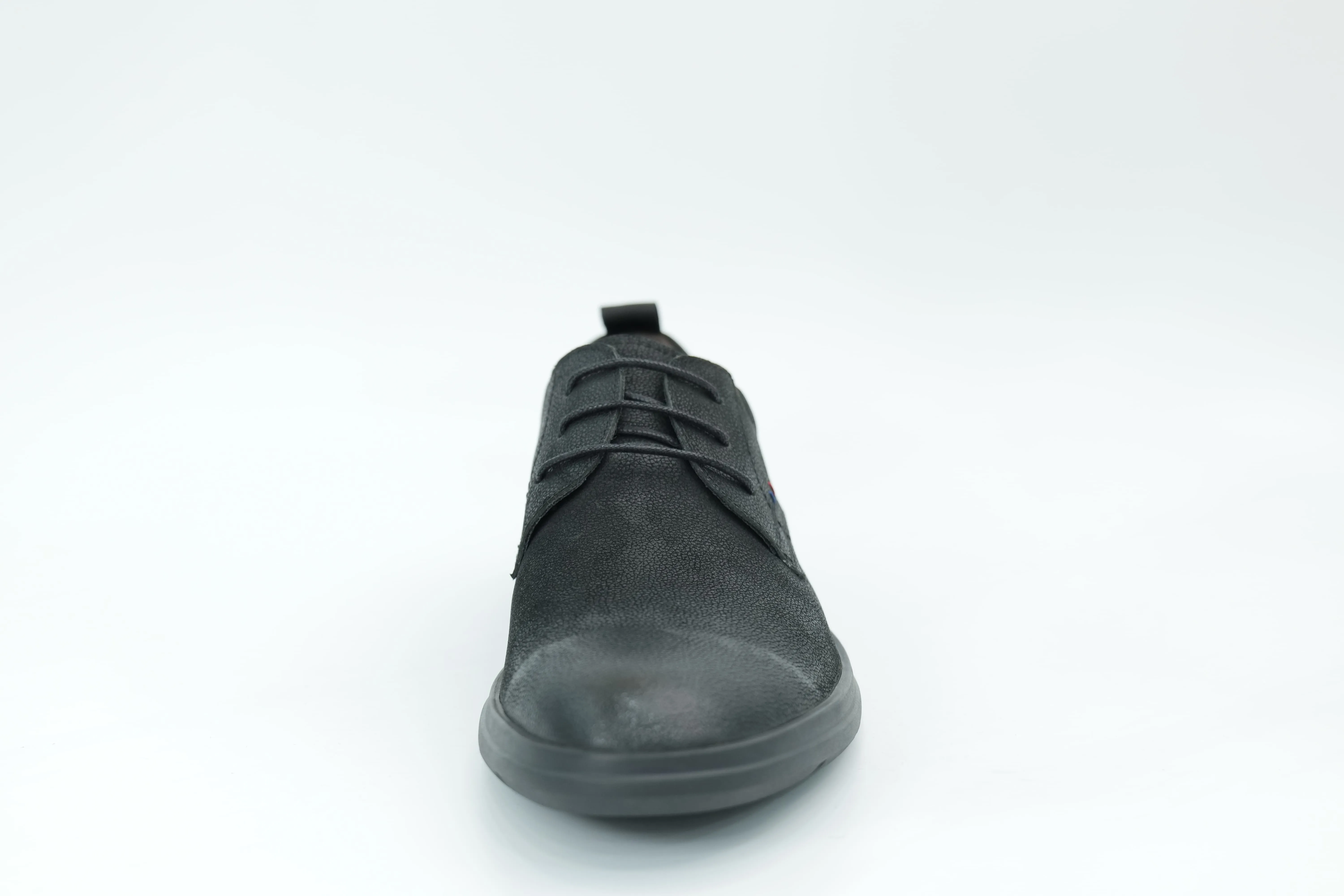 Casual shoes