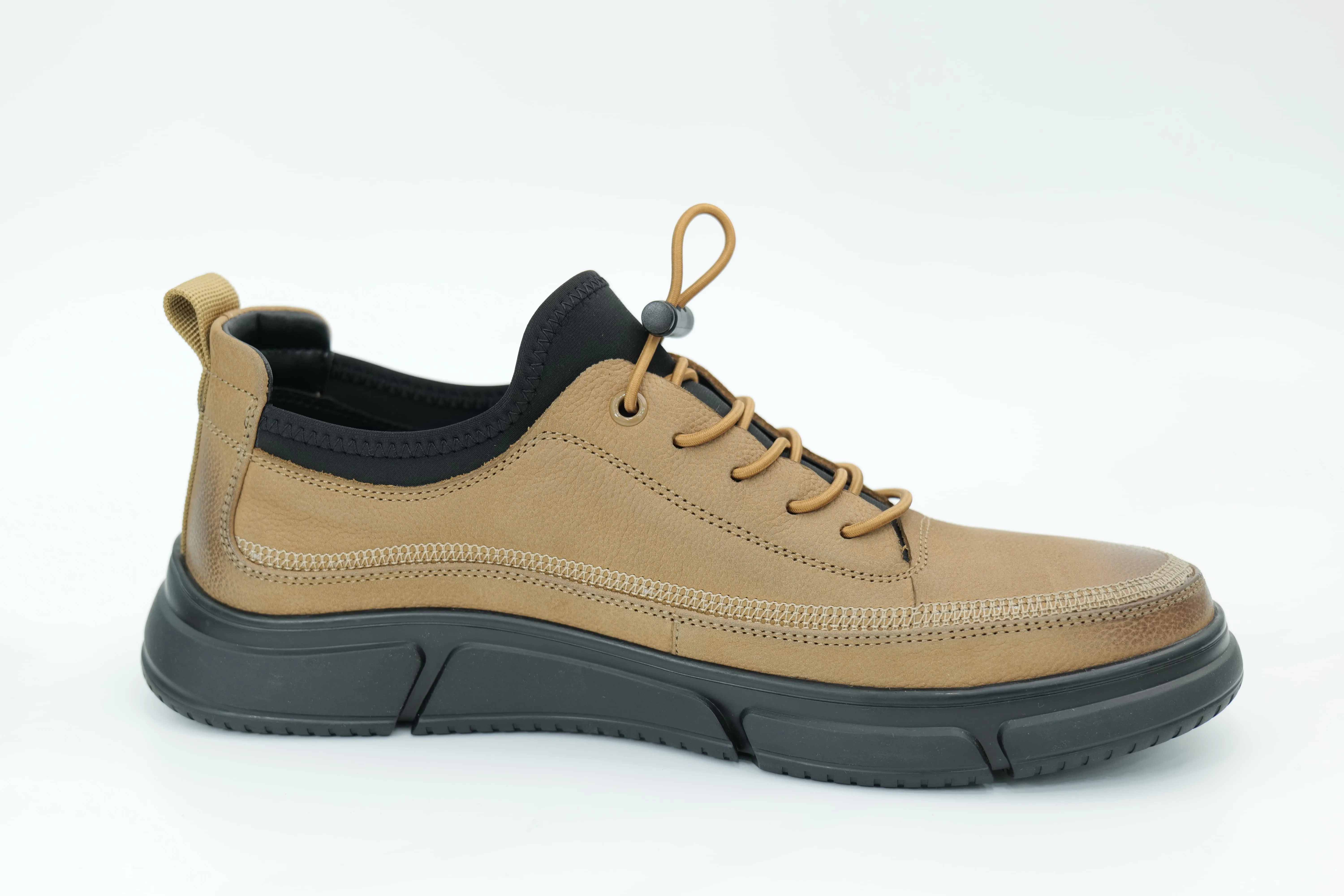 Casual shoes