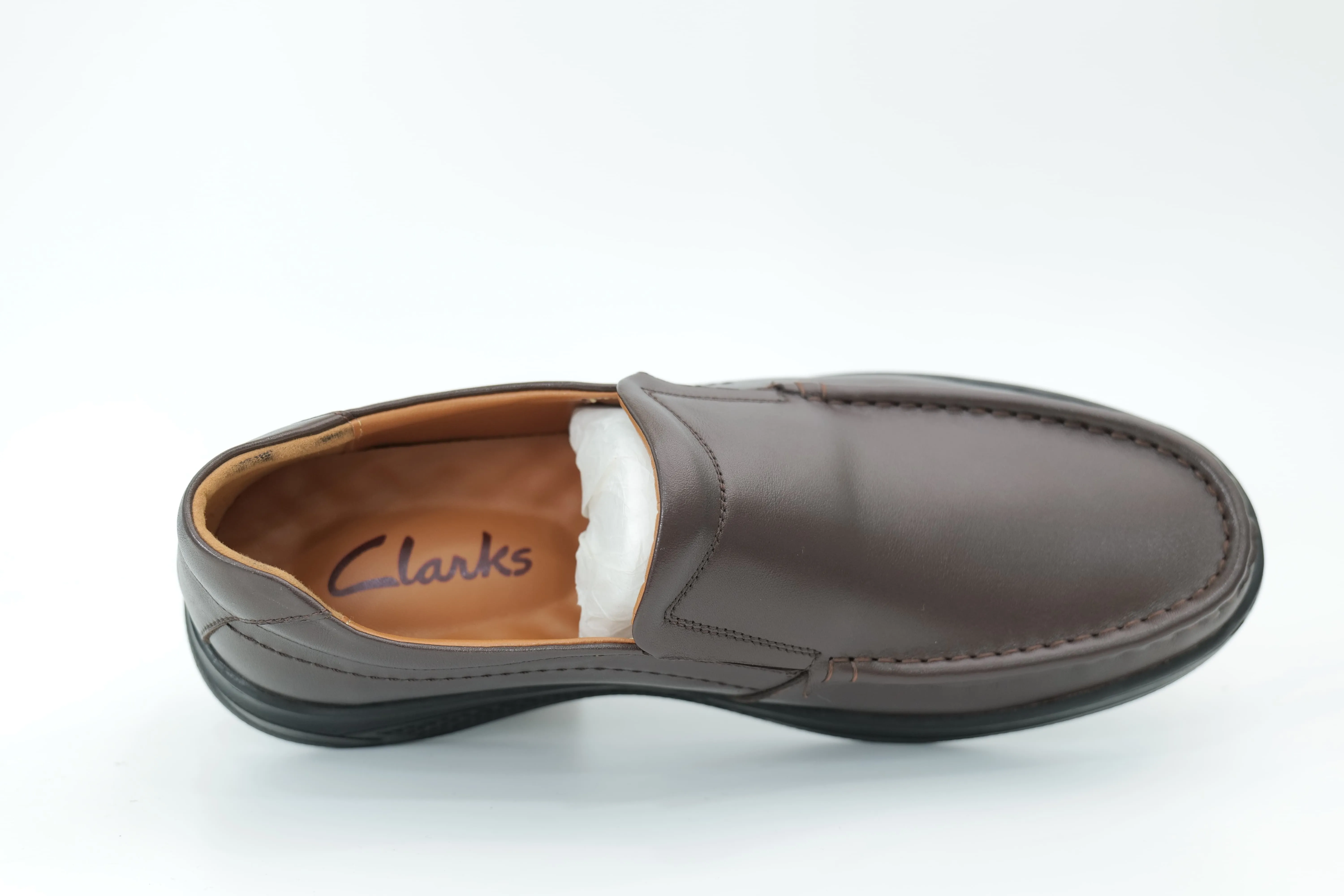 Casual shoes