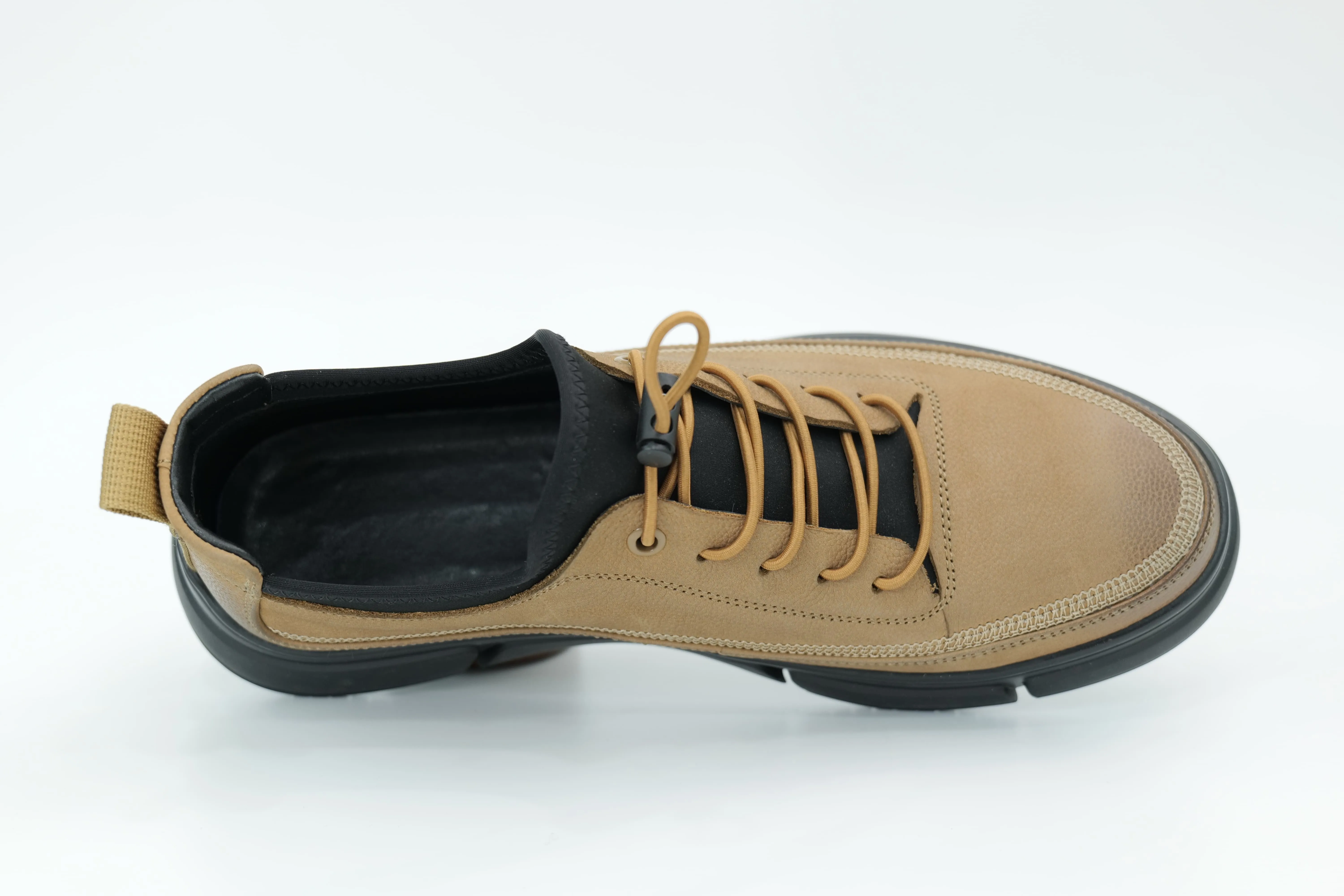 Casual shoes