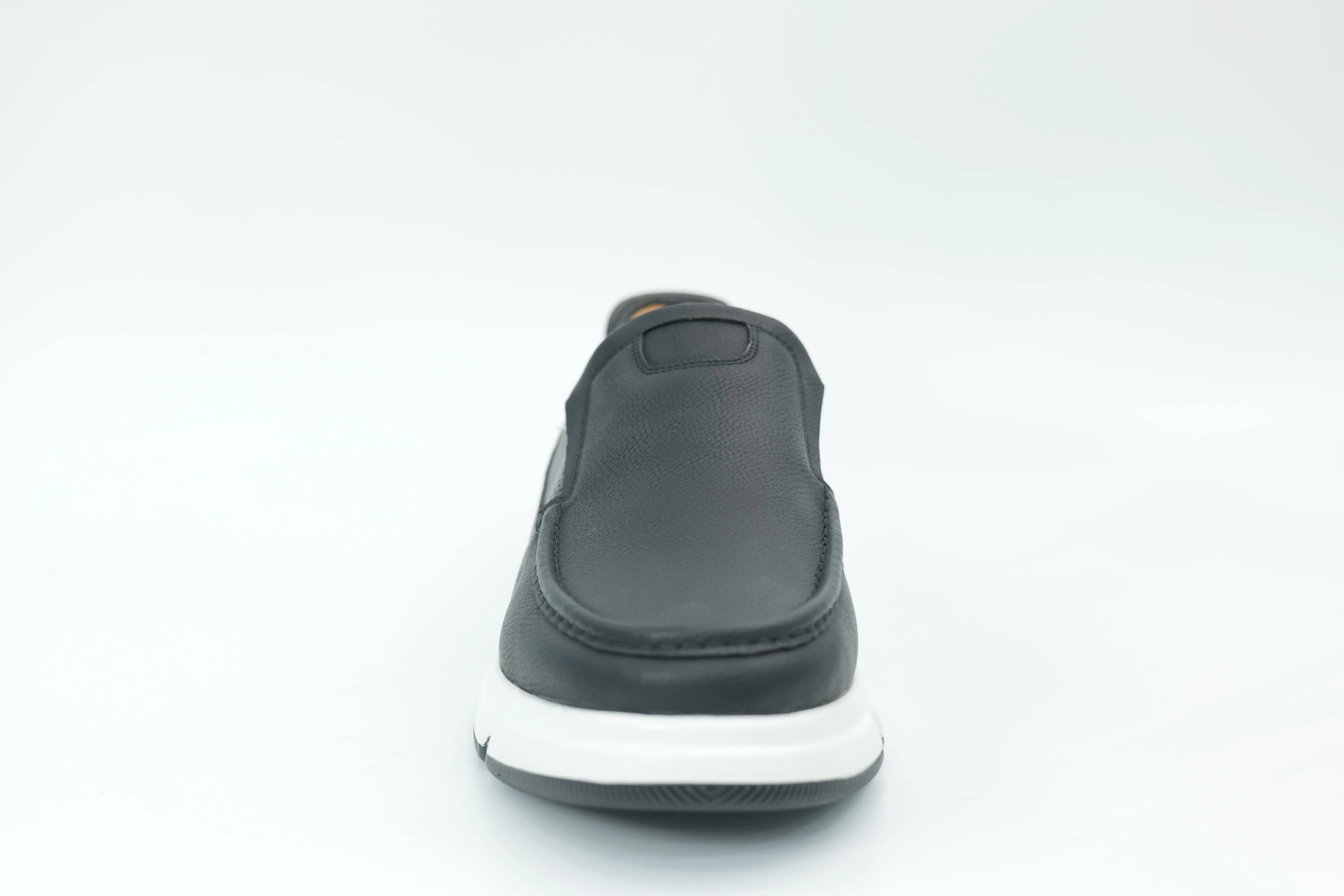 Casual shoes