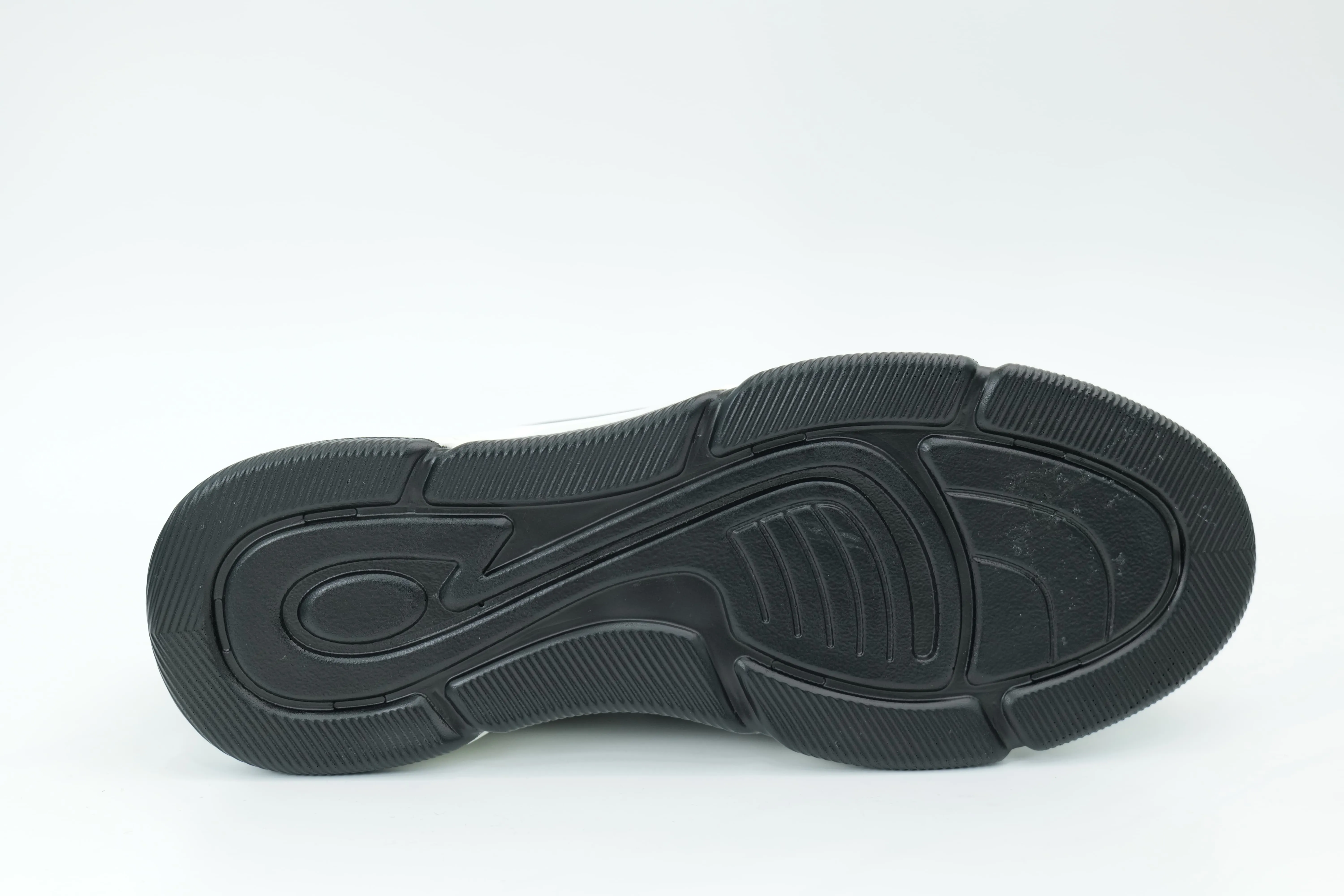 Casual shoes