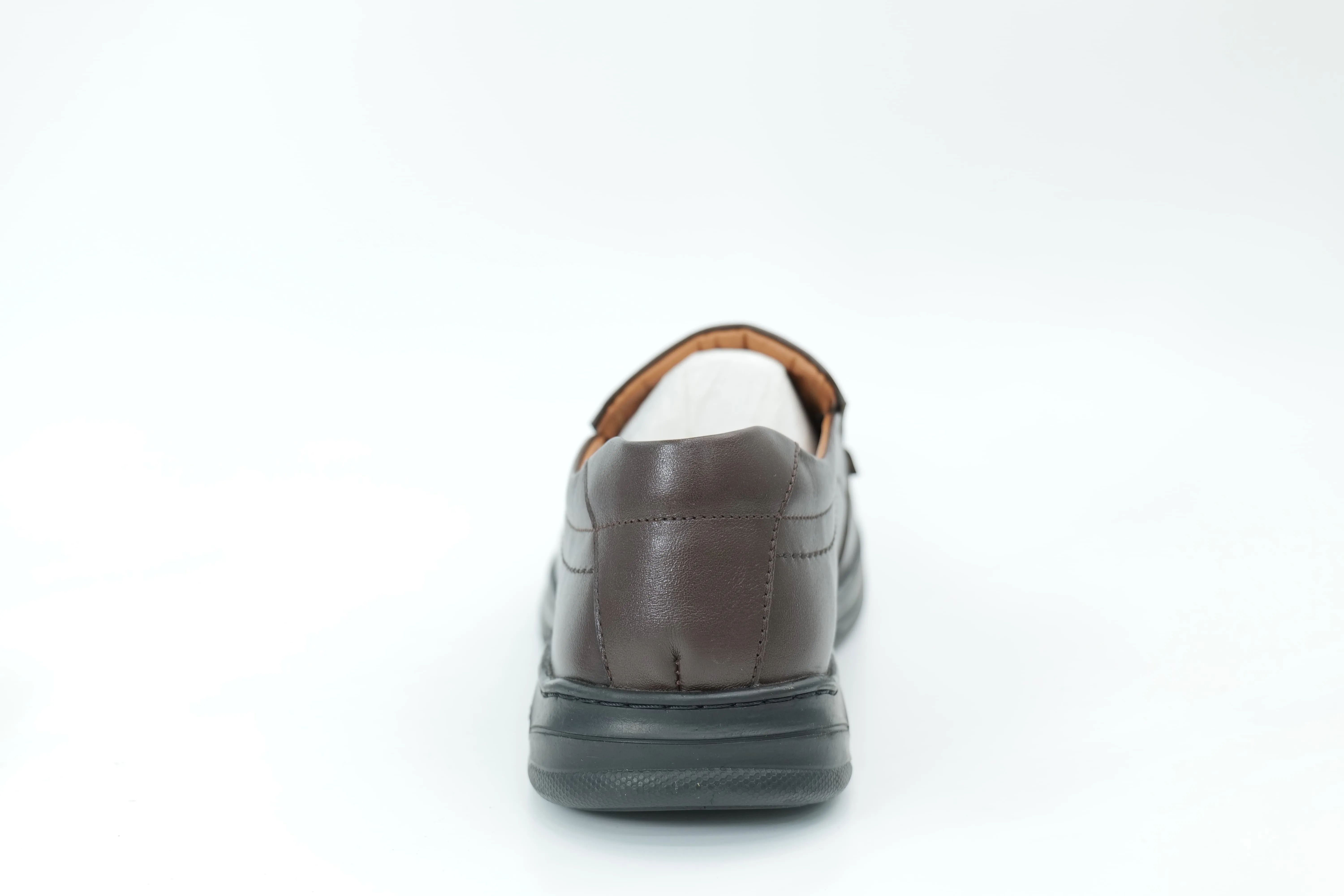 Casual shoes