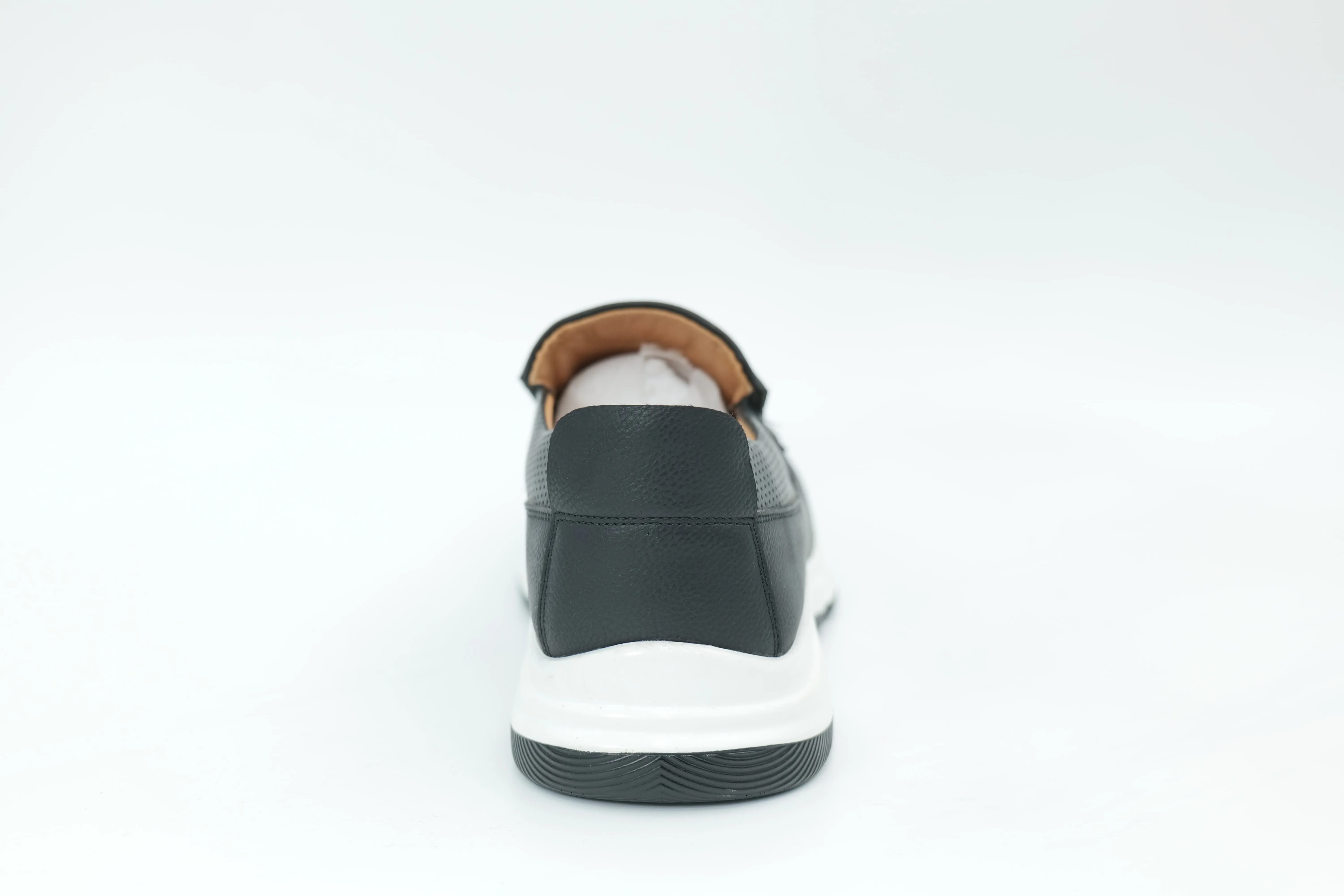 Casual shoes