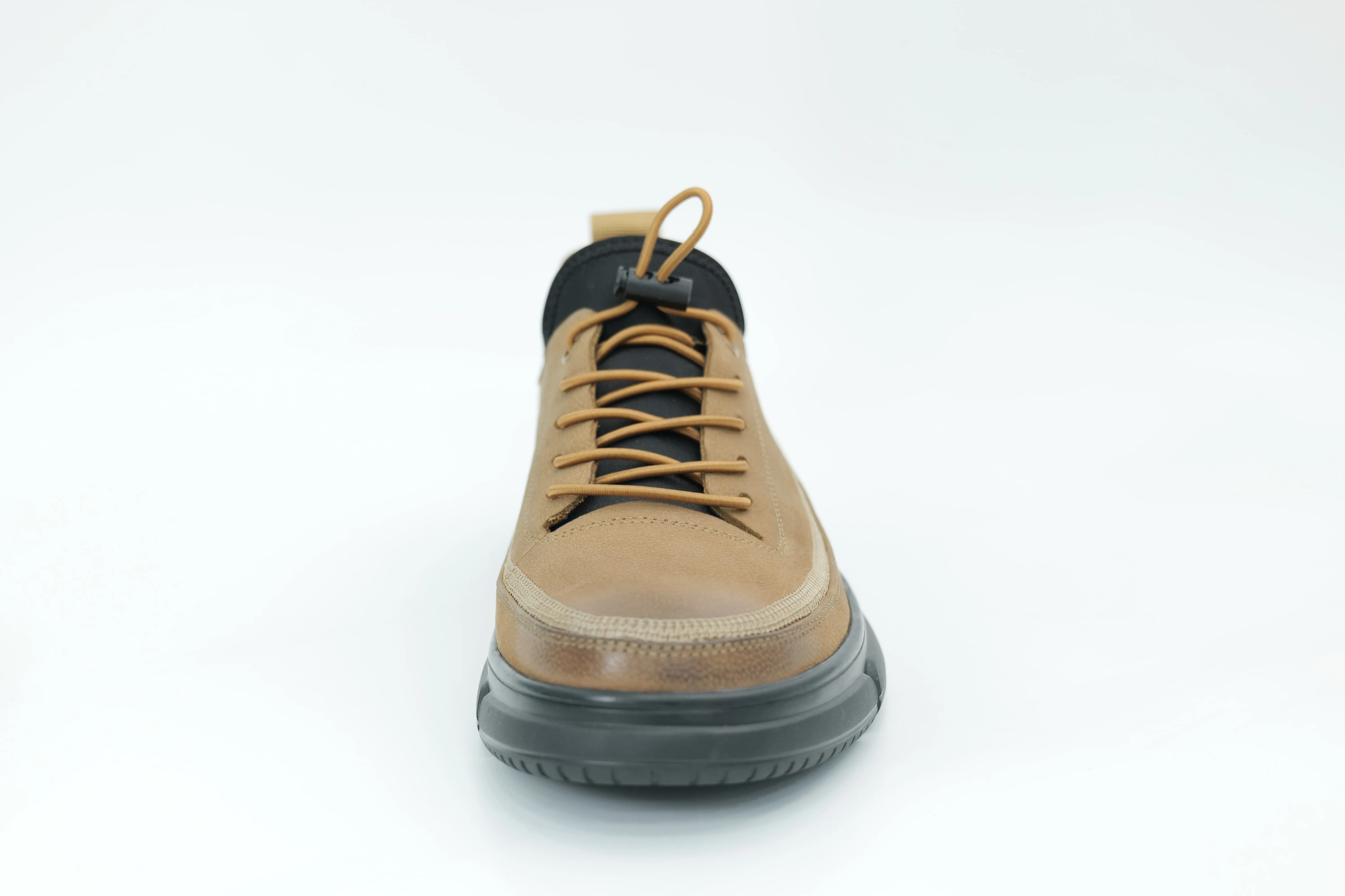 Casual shoes