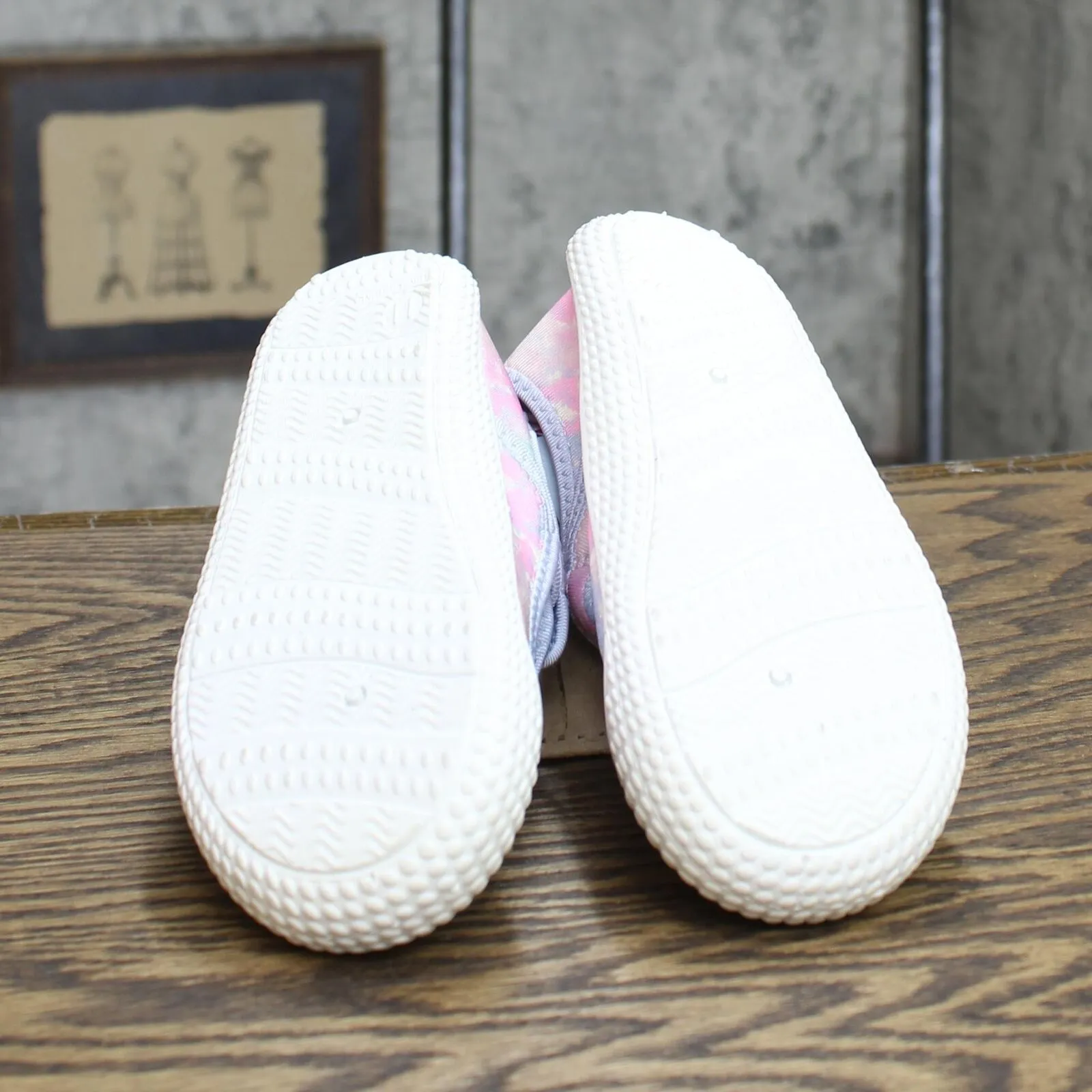 Cat & Jack Toddler Oscar Water Shoes Multicolor 11