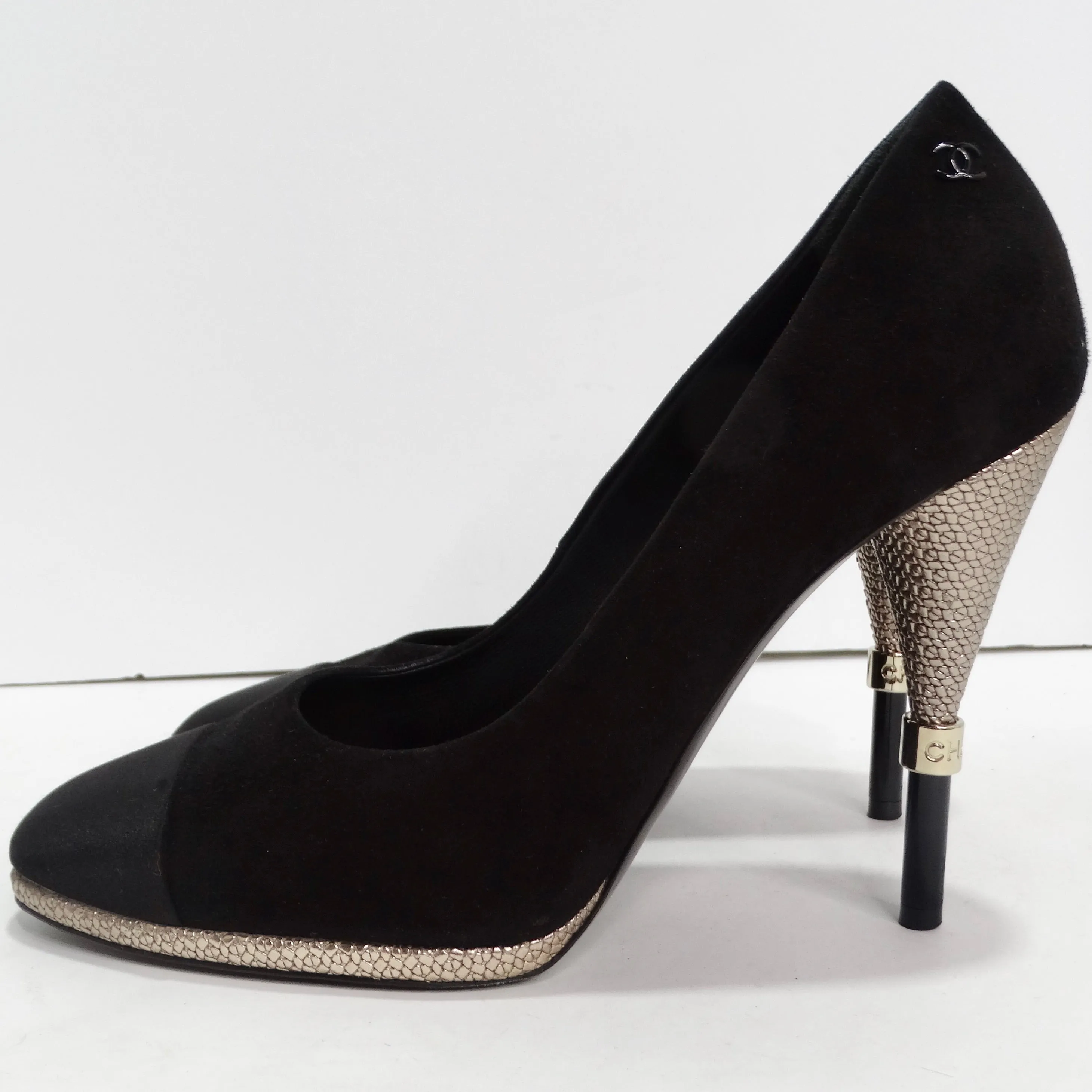 Chanel 2016 Suede Pumps