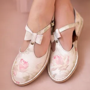 Colleen Vellie Handmade Leather