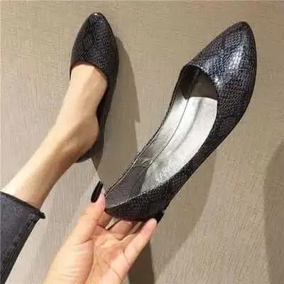 Comfortable American Style Pointed Toe Women Casual Flats