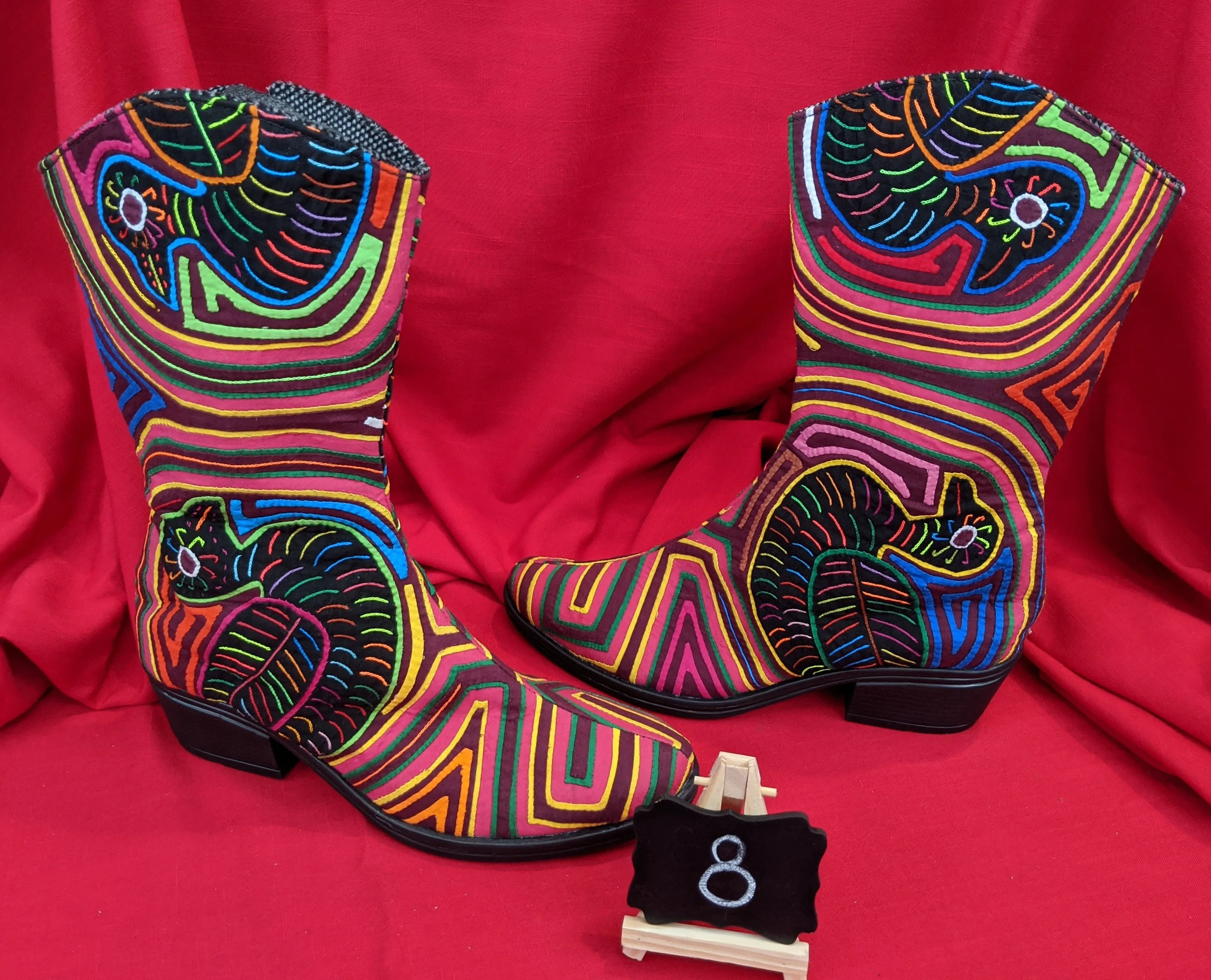 Cowgirl Zipper Mola Boots Size 8 - Mana