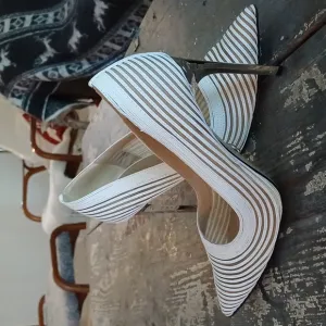 Diane Von Furstenberg DVF Ivory Bridgette heels pumps 10.5