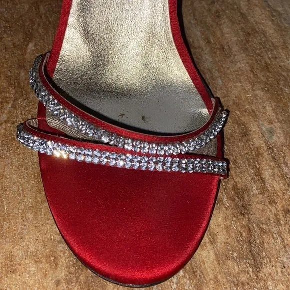 Escada Blair red satin rhinestone heels Made in Italy🇮🇹