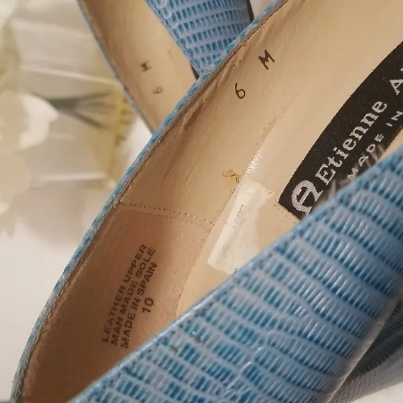 Etienne Aigner Dance Blue Leather Peeptoe Pumps Chunky Heel Made in Spain Sz 6M