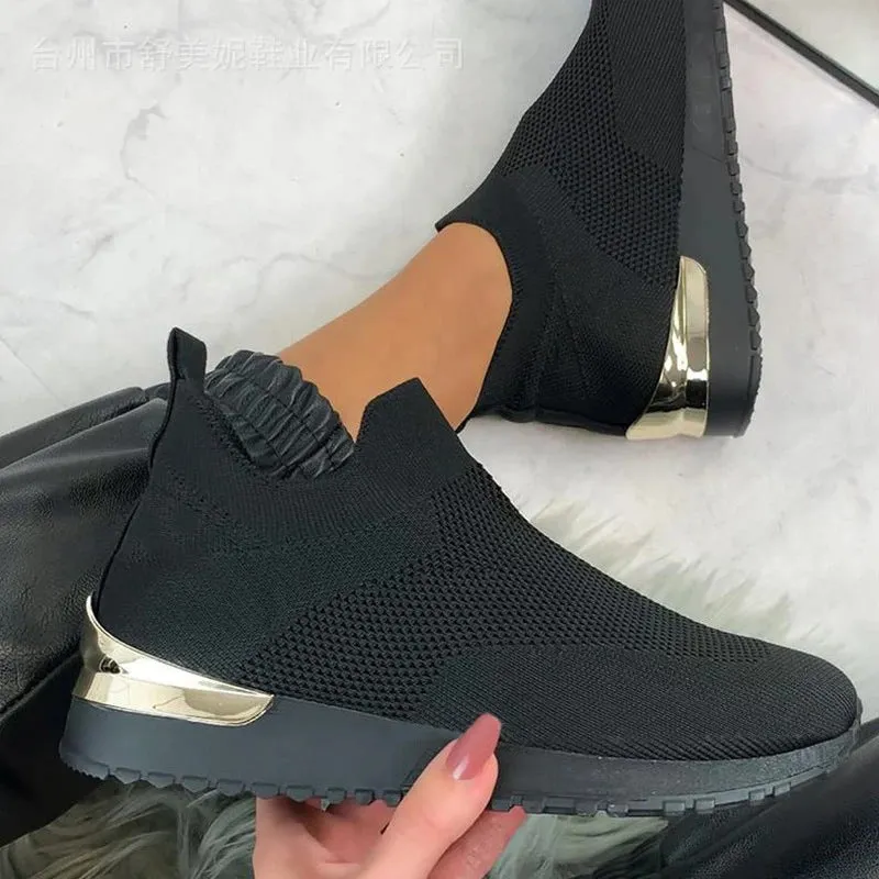 Fashionable supportive orthopedic footwear