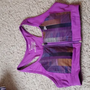 Fila Women Sport bra gym padding inserts casual sz M lightweight adjustable