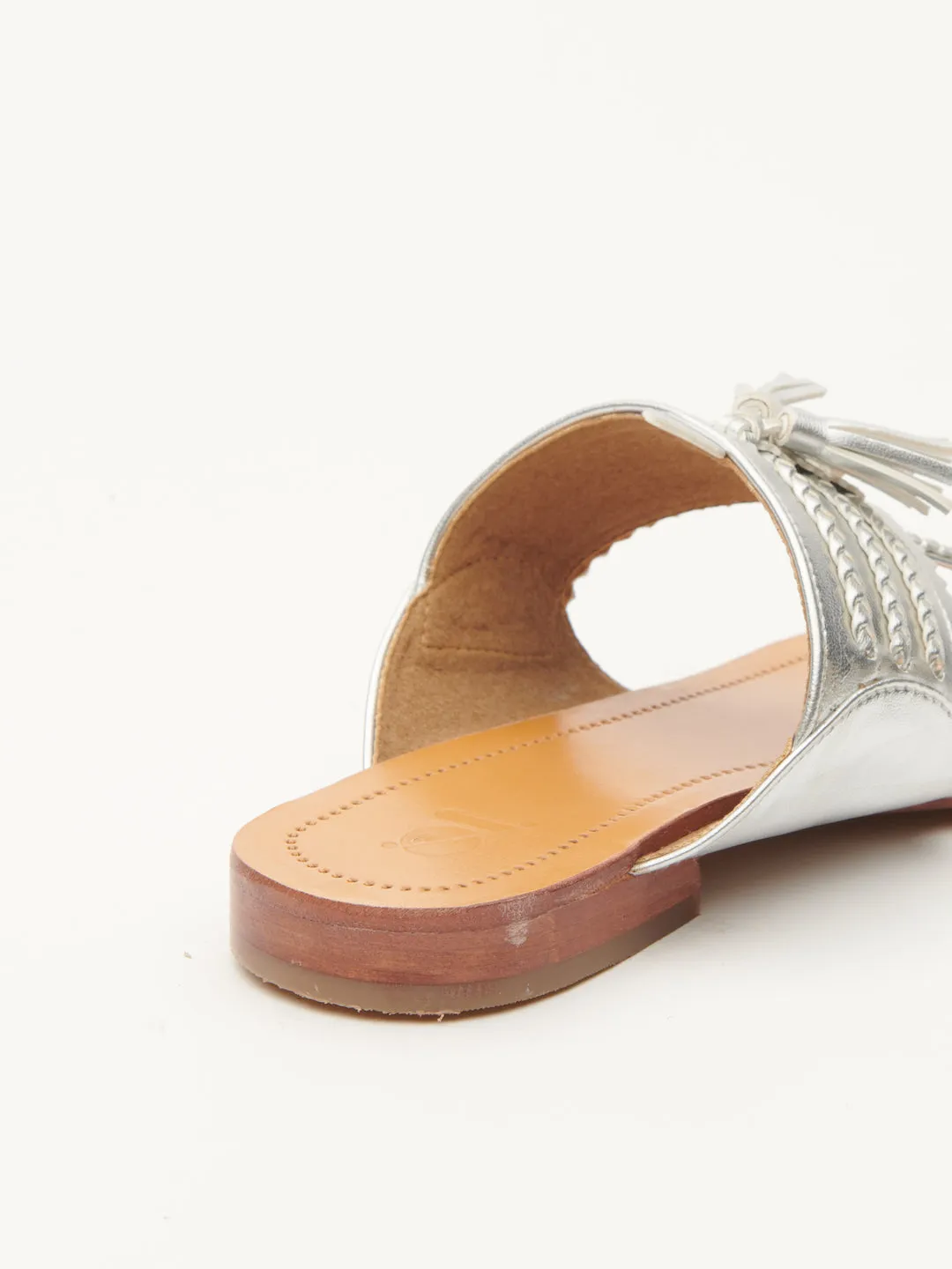 FLAT TASSEL KOHLAPURI