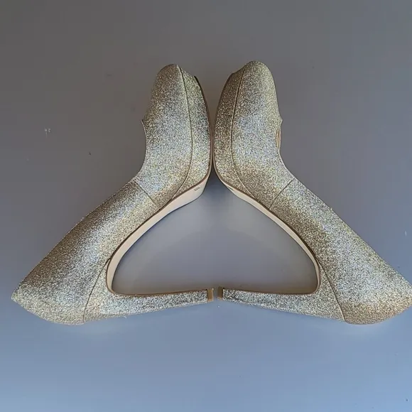 Gianni Bini Jeanna Champagne Gold Glitter Platform Heels Pumps 9.5