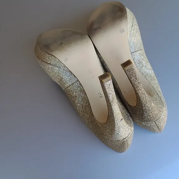 Gianni Bini Jeanna Champagne Gold Glitter Platform Heels Pumps 9.5