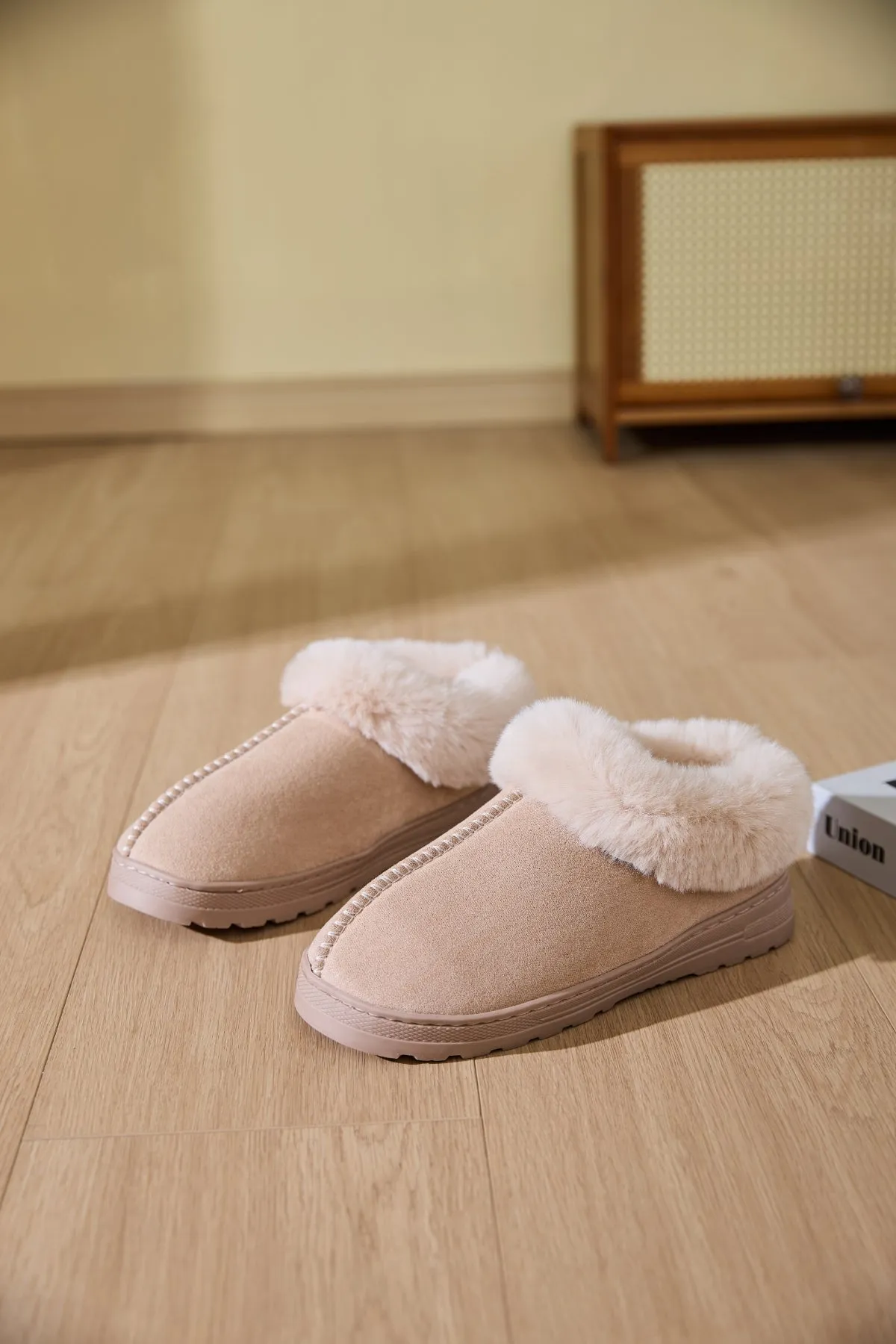 Hazel Blues® |  Faux Fur Round Toe Platform Slippers