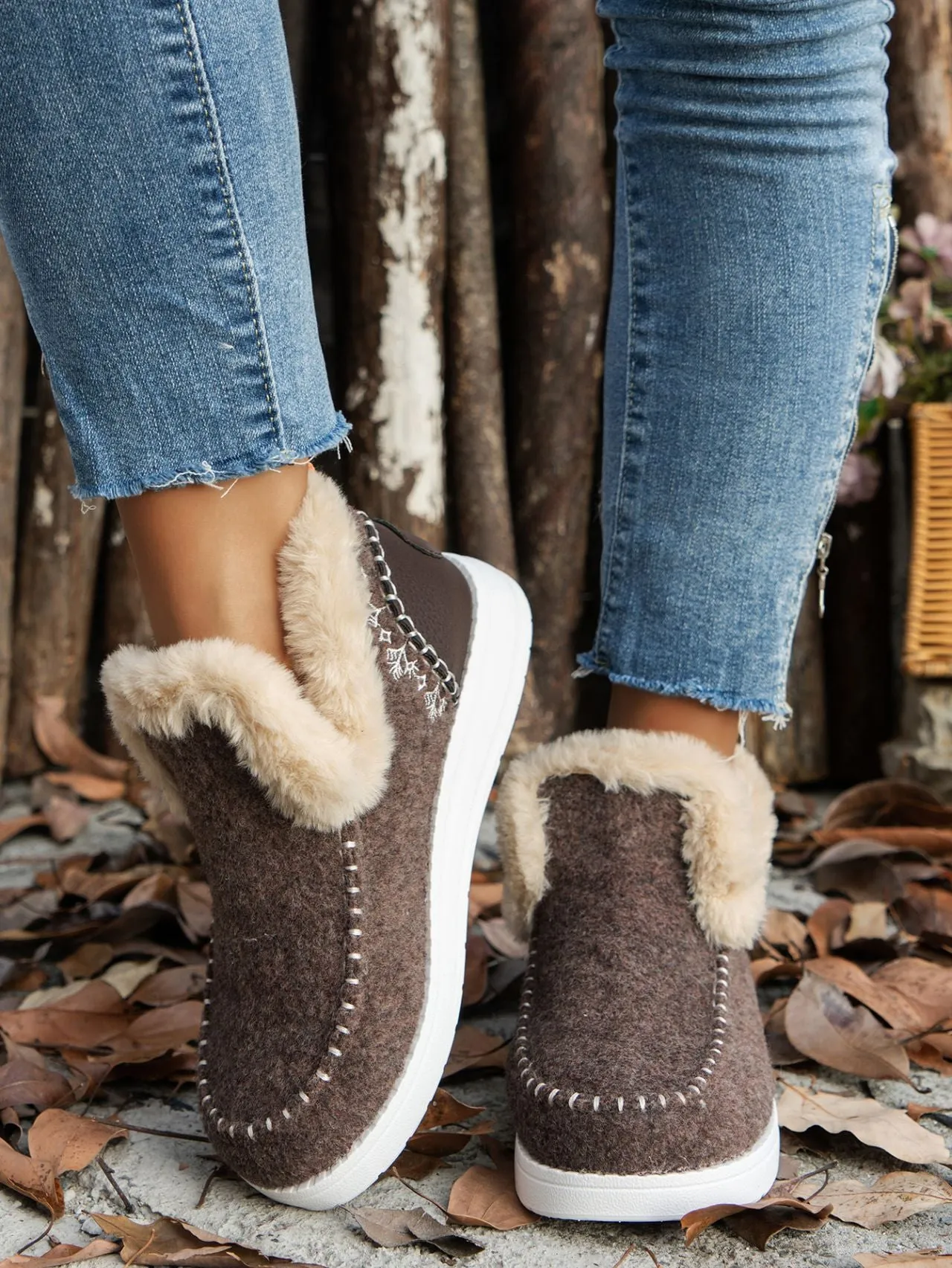 Hazel Blues® |  Furry Suede Round Toe Flat Sneakers