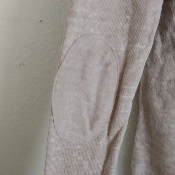 Holding Horses Anthropologie tan lightweight asymmetrical sweater size Small