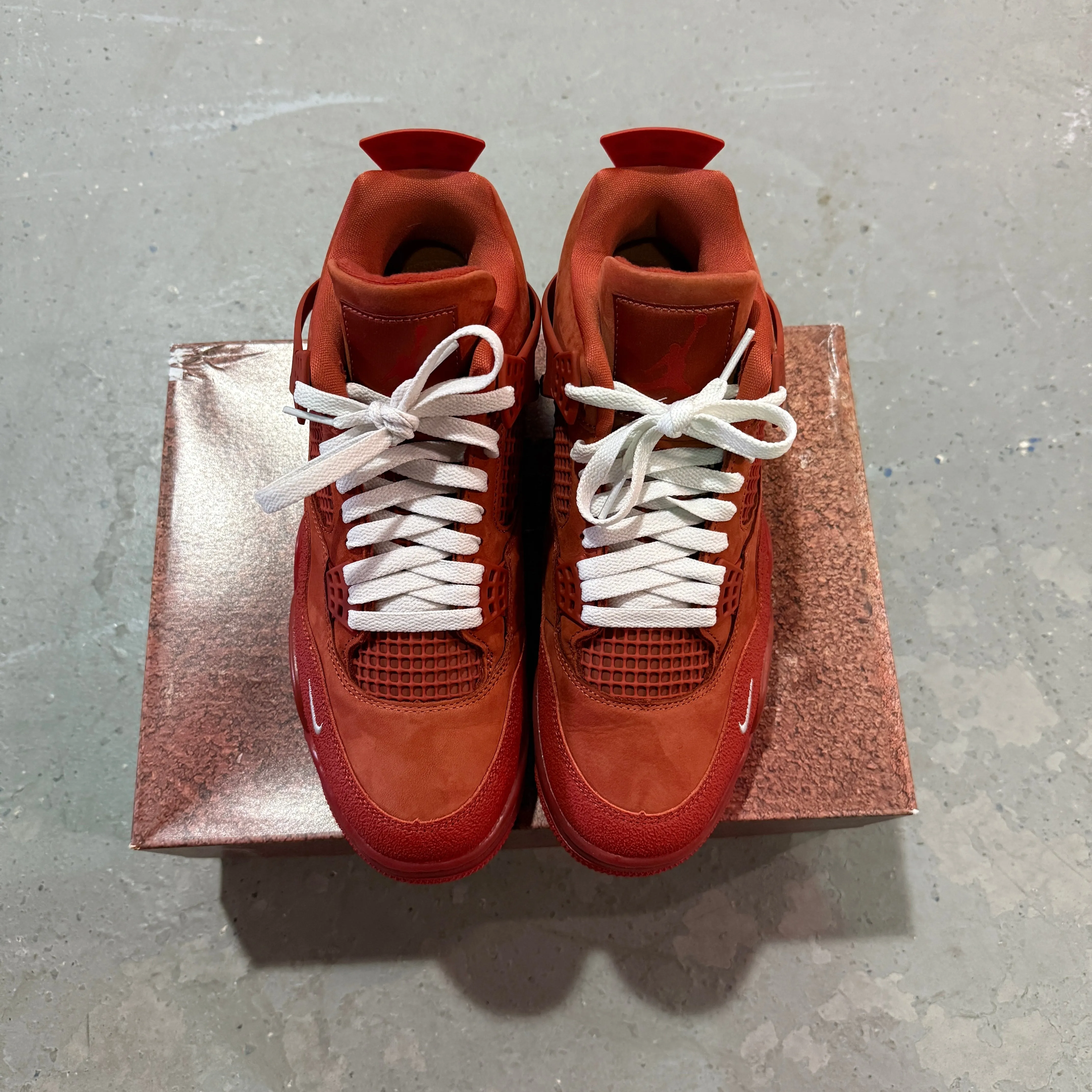 Jordan 4 Nigel Sylvestor Brick by Brick *pre-owned* (SIZE 9) *excluded from discount*