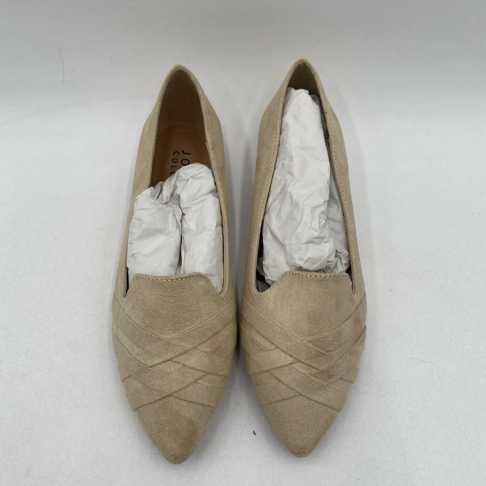 Journee Collection Women's Mindee Flat Tan Size 5.5WD - Very Good