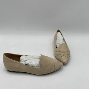 Journee Collection Women's Mindee Flat Tan Size 5.5WD - Very Good